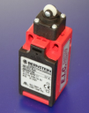 BERNSTEIN I88 LIMIT SWITCH TOP PUSH - TURRET WITH ROLLER PLUNGER Ø10mm, 1NC/1NO SNAP *** EOL ***