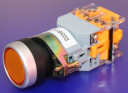 22mm ILLUM PUSHBUTTON AMBER, METALIC BEZEL, 1NO/1NC MOMENTARY, 220VAC LED IP65